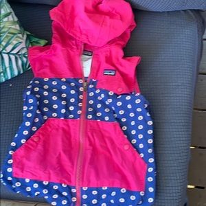 Patagonia light weight vest
